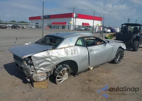2010 Dodge Challenger R/T z USA, uszkodzony, nr VIN 2B3CJ5DT5AH279438